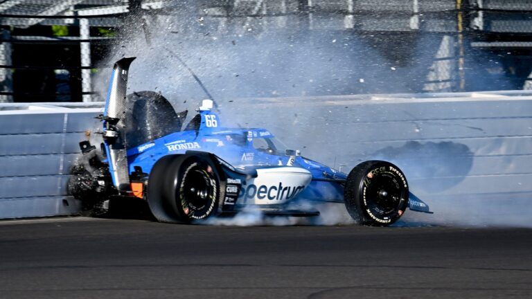 IndyCar жүргізушісі Маркус Армстронг Индианаполисте ауыр апатқа ұшырады