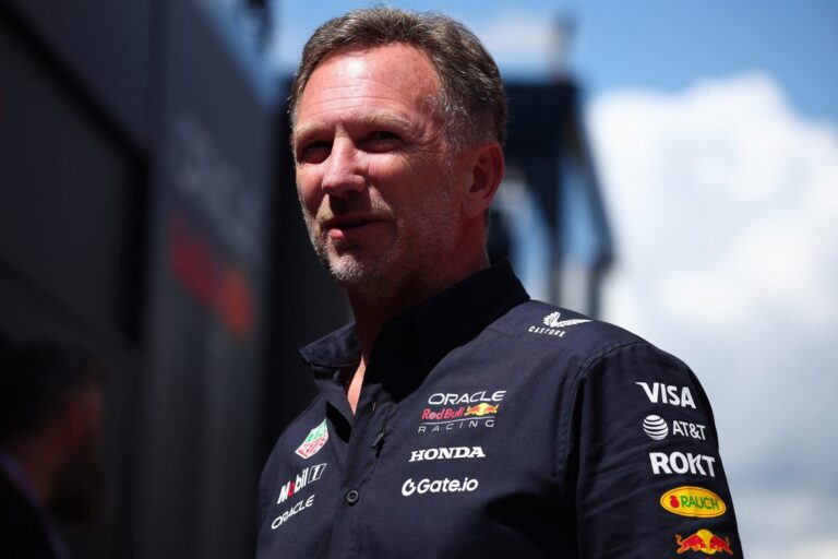 Кристиан Хорнер прокомментировал историческую победу Red Bull в Имоле