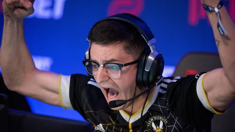Стример Buster Team Vitality капитанына қымбат сыйлық жасады