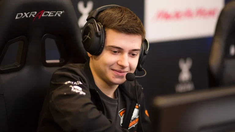 RAMZES666 отказался от предложения Team Secret перед важными турнирами