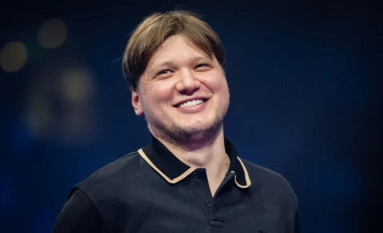 Известный стример оценил возвращение s1mple в профессиональный CS2