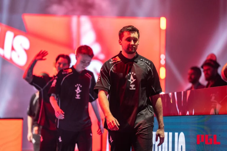 Nicoodoz рассказал, почему HooXi идеально подойдет Astralis