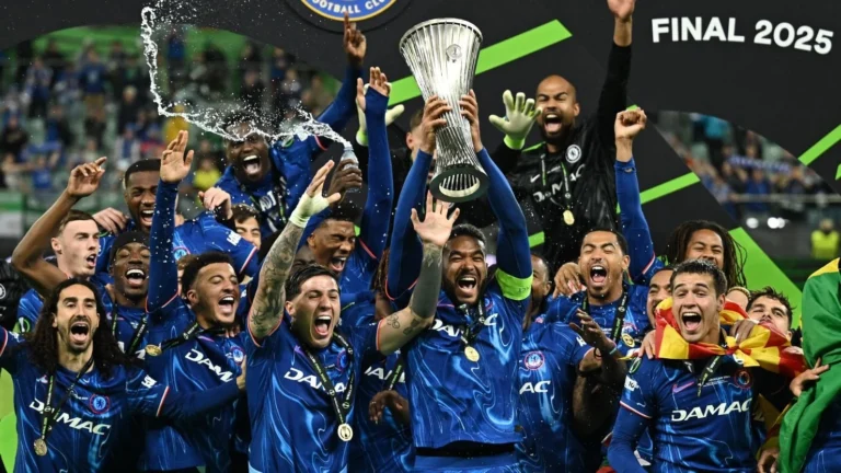 Chelsea тарихта алғаш рет барлық еуропалық трофейлерді жеңіп алды