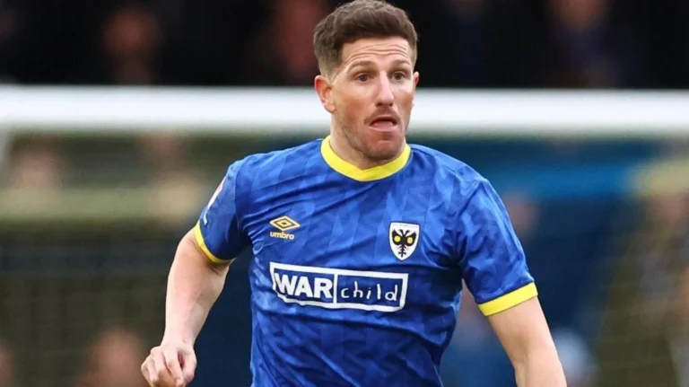 AFC Wimbledon жүрек талмасынан кейін ойыншымен келіссөздер жүргізуде