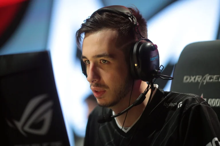KennyS высказался о переносе турнира ESL из Катовице в Краков