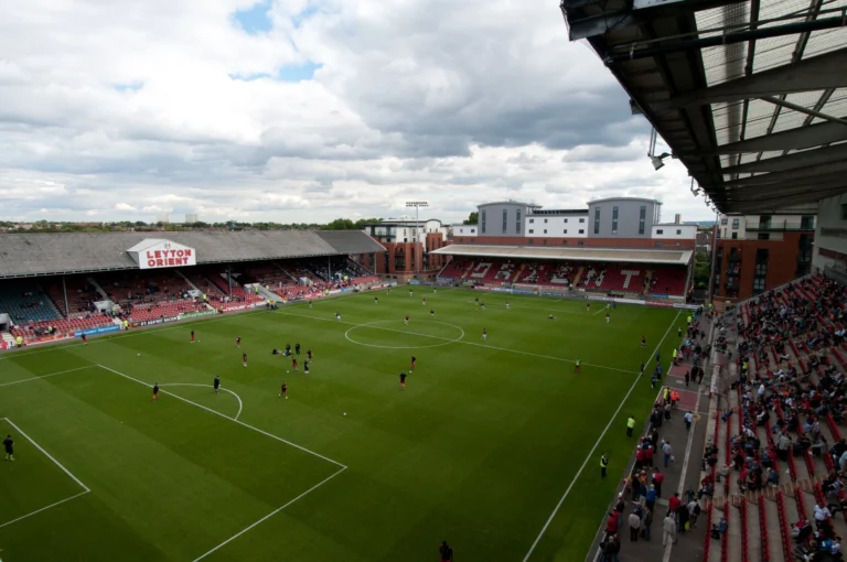 Leyton Orient столкнулся с проблемой ухода ключевых арендованных игроков