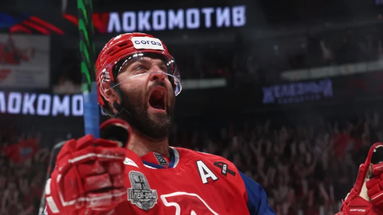 Форвард «Локомотива» научил Радулова современному молодежному сленгу