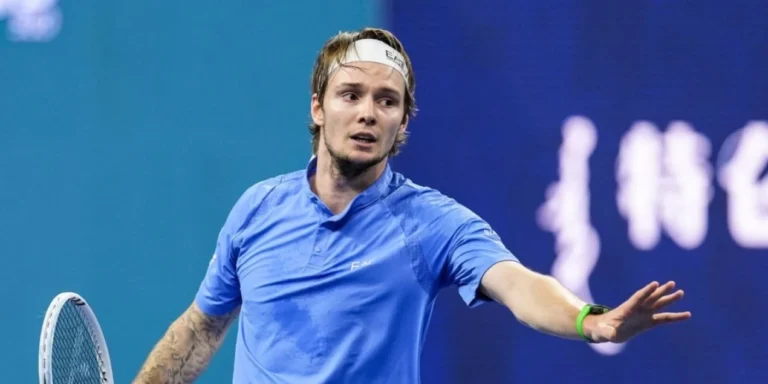 Александр Бублик — о волевой победе на «РГ»: После двух сетов просто решил играть в свое удовольствие
