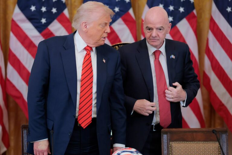 Известно, что сказали Трамп и Инфантино о участии России в ЧМ-2026
