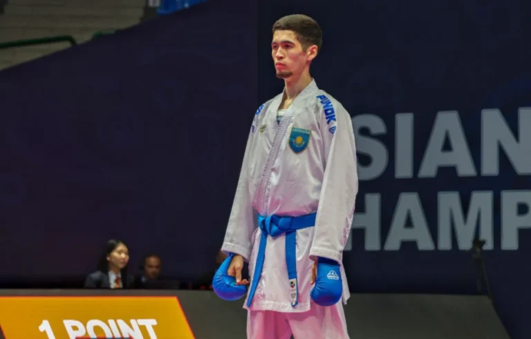 Четверо казахстанских каратистов вышли в финал чемпионата Азии