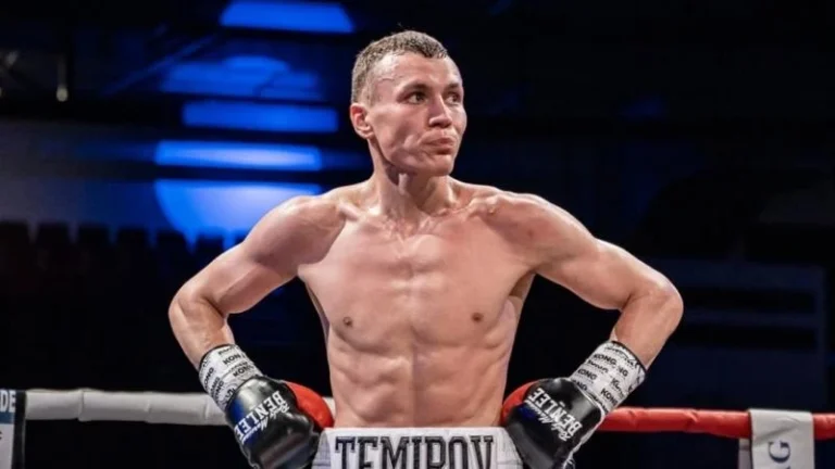 Виктор Темиров Германияда өткен бокс кешінде жеңіске жетті
