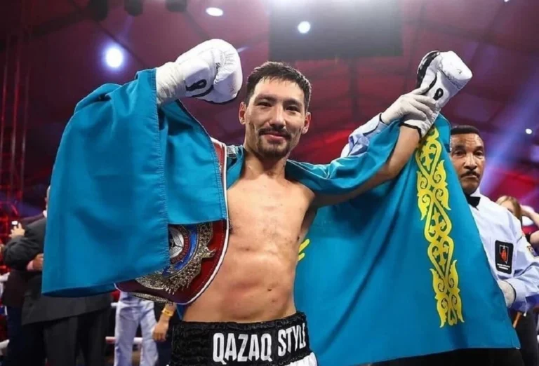 DAZN признал нокаут Жанибека Алимханулы одним из лучших в 2025 году