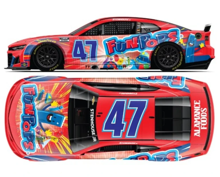 Стенхаус пообещал «разобраться» с Хосеваром после аварии в гонке NASCAR
