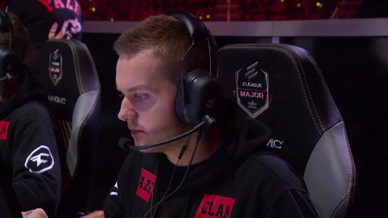 Cloud9 напомнила FaZe Clan о легендарном поражении на ELEAGUE Major 2018