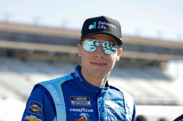 Владелец Spire Motorsports о конфликте Хосевара со Стенхаусом в NASCAR