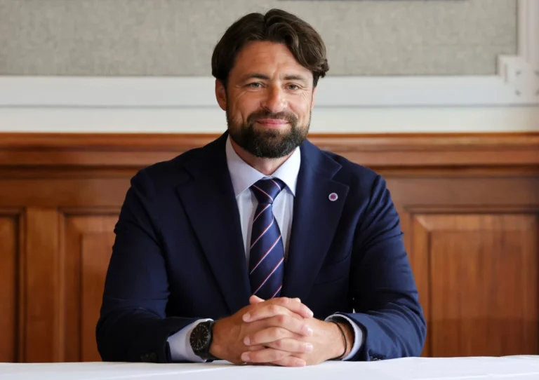 Рассел Мартин начинает работу в Рейнджерс с масштабных задач