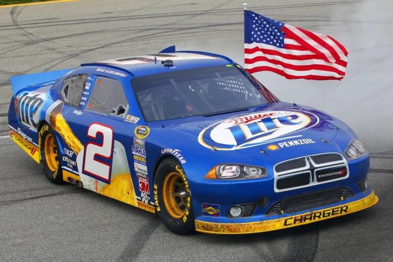 Dodge может вернуться в NASCAR Cup Series не раньше 2027 года