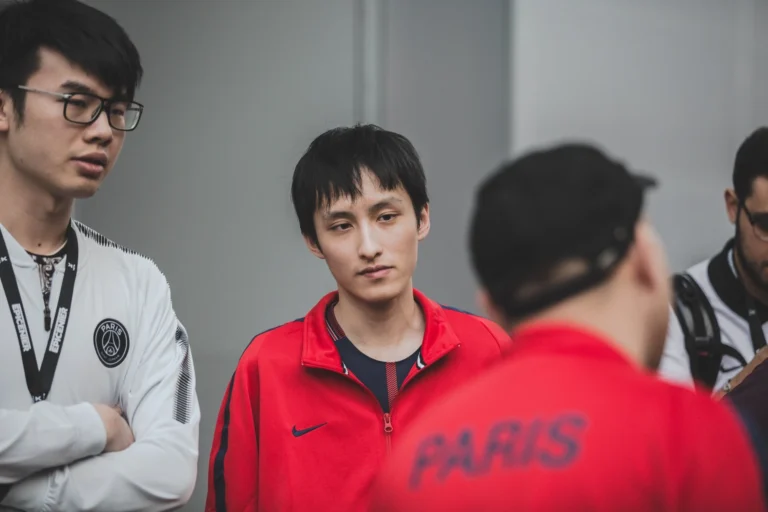 Xtreme Gaming обыграла Vici Gaming в квалификации на The International 2025