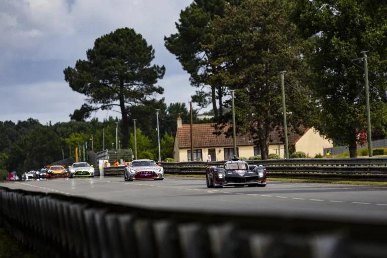 Ле-Манда сынақ күні: Peugeot пен Aston Martin жеңіс мүмкіндігінен айырылды