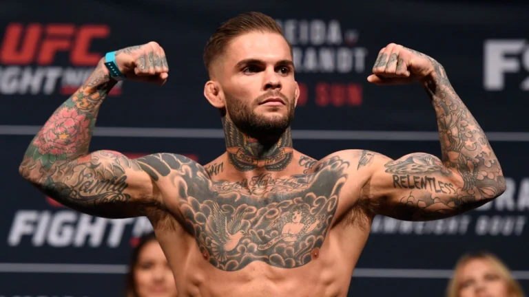 Бывший чемпион UFC вернется в октагон после серьезных проблем со здоровьем