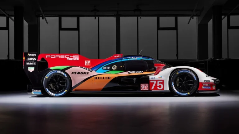 Porsche лидирует в середине гонки «24 часа Ле-Мана»