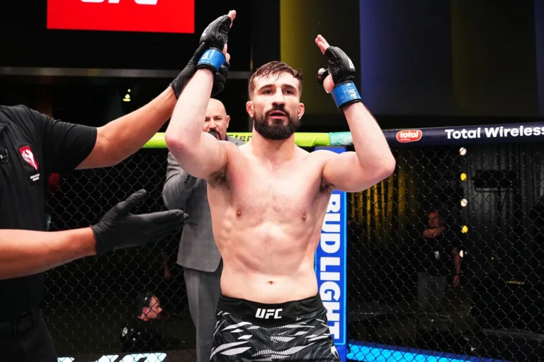 Назим Садыхов возвращается в родной Баку для боя в UFC