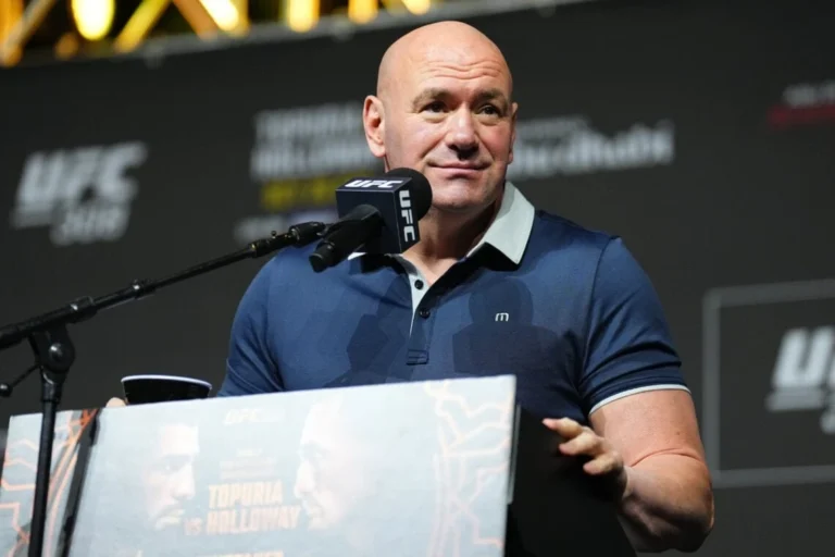 Дана Уайт анонсировал турнир UFC в Абу-Даби с участием Роберта Уиттакера