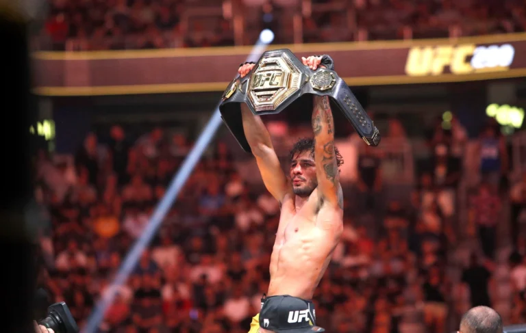 Чемпион UFC Пантоха встретится с Кара-Франсом спустя девять лет после первого боя