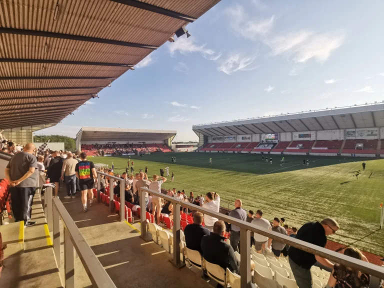 Hamilton Academical келесі екі маусымға Бродвуд стадионына көшеді