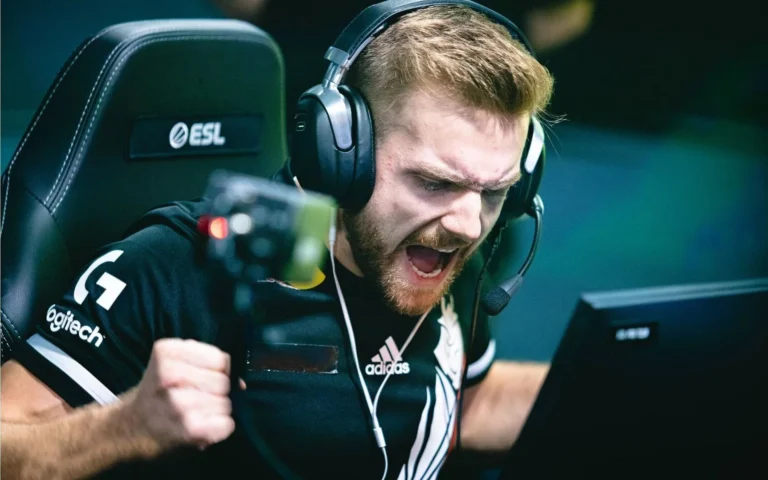 NiKo прокомментировал изменения в составе Team Falcons