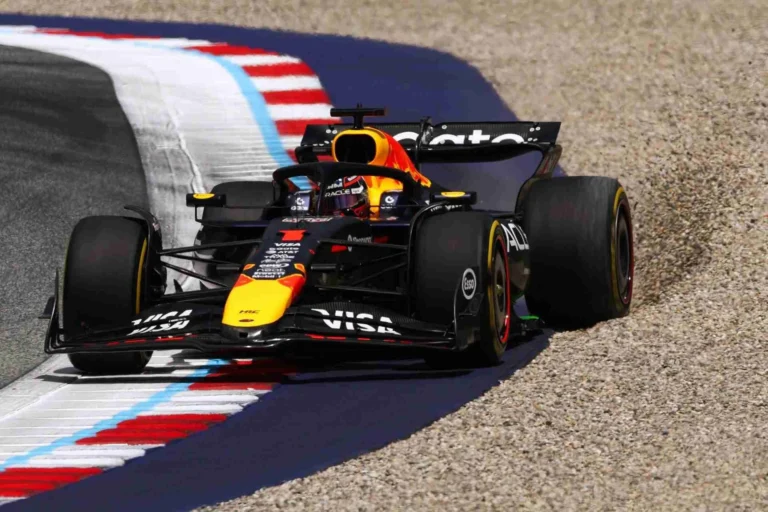 Red Bull столкнулся с серьезными проблемами в квалификации домашней гонки