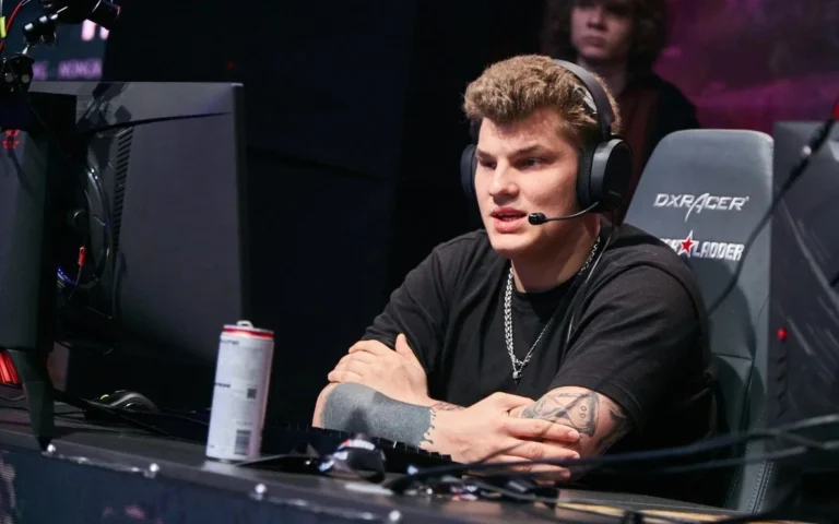 Казахстанский киберспортсмен пошутил о причине поражения в финале PGL Wallachia