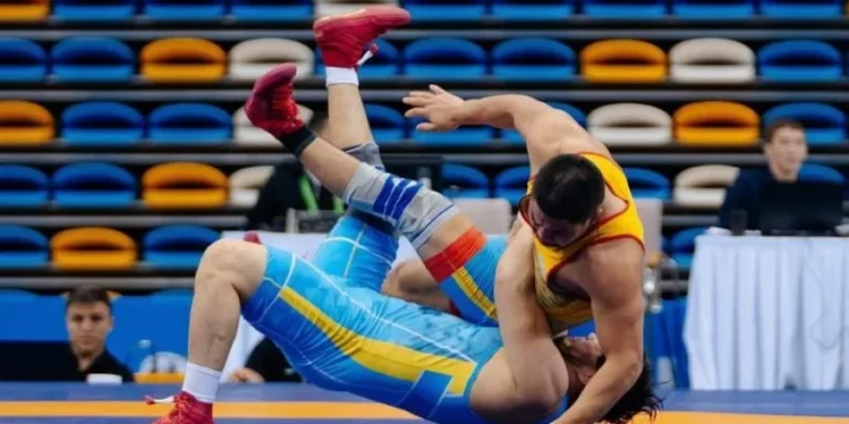 Қазақстандық балуандар Азия чемпионатында 13 алтын медаль жеңіп алды