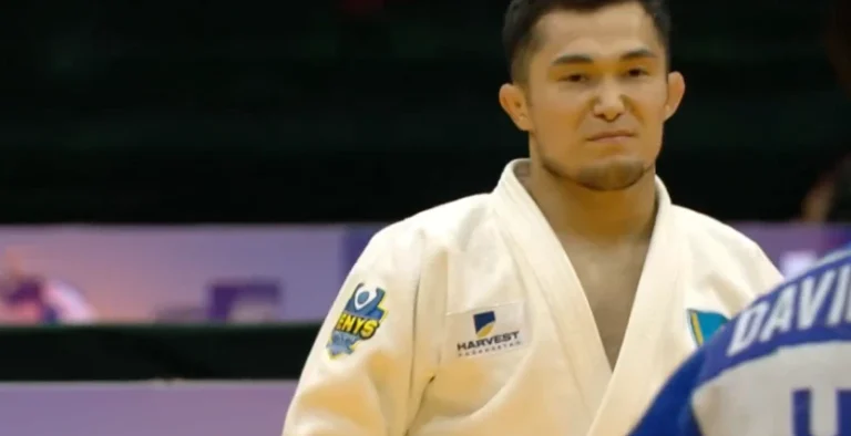 Казахстанский дзюдоист принес первую победу стране на чемпионате мира по дзюдо в Венгрии