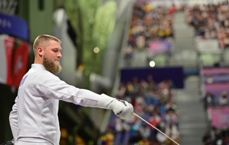 Казахстанский фехтовальщик завоевал бронзовую медаль на чемпионате Азии по фехтованию