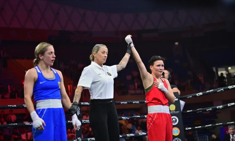 Анель Сакыш вышла в 1/8 финала Кубка мира по боксу в Астане