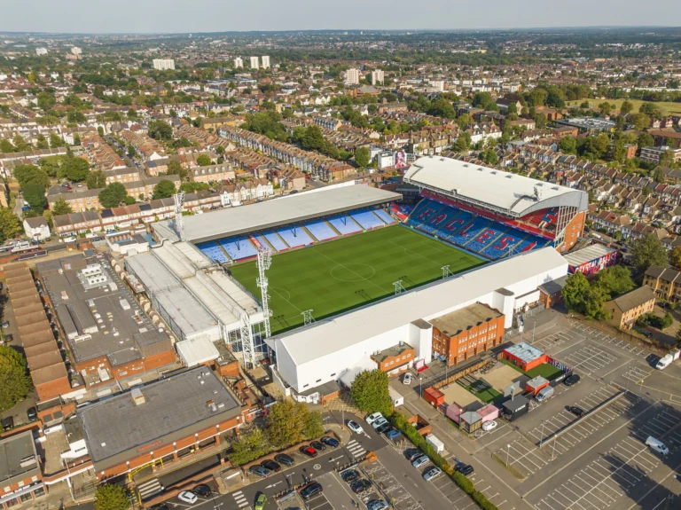 Crystal Palace недоволен затягиванием решения УЕФА по участию в Лиге Европы