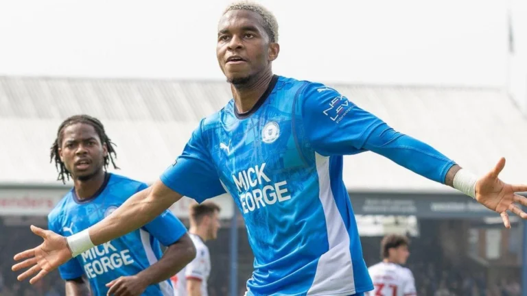 Stockport County побил трансферный рекорд, подписав Малика Мотерсилла