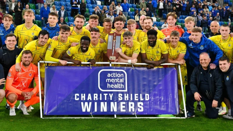 Dungannon Swifts обыграл Linfield в серии пенальти и завоевал Суперкубок