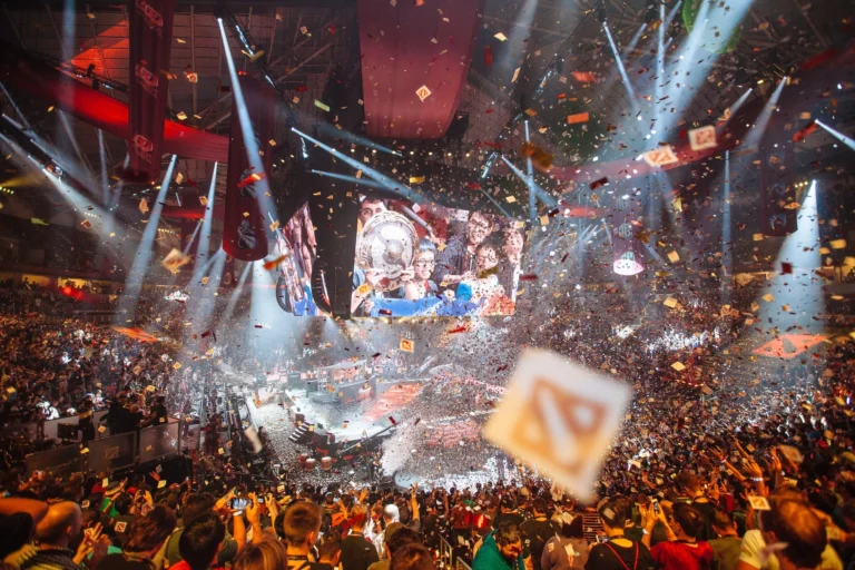 4Pirates обыграли 20Twice в финале чемпионата России по Dota 2