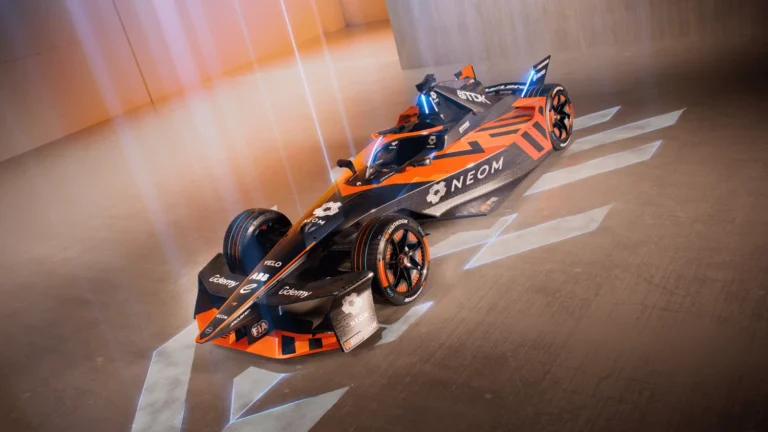 McLaren закрывает команду Формулы Е после неудачных попыток продажи