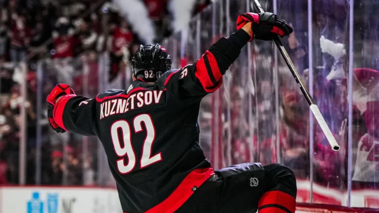 KHL Star Strike Season 2: хоккеисты и стримеры сразятся в CS2