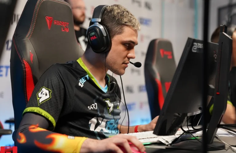 Инсайдер и игрок Fnatic поспорили о возможном трансфере r3salt