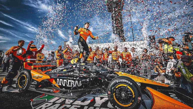 Пато О’Вард одержал историческую победу в гонке IndyCar в Айове