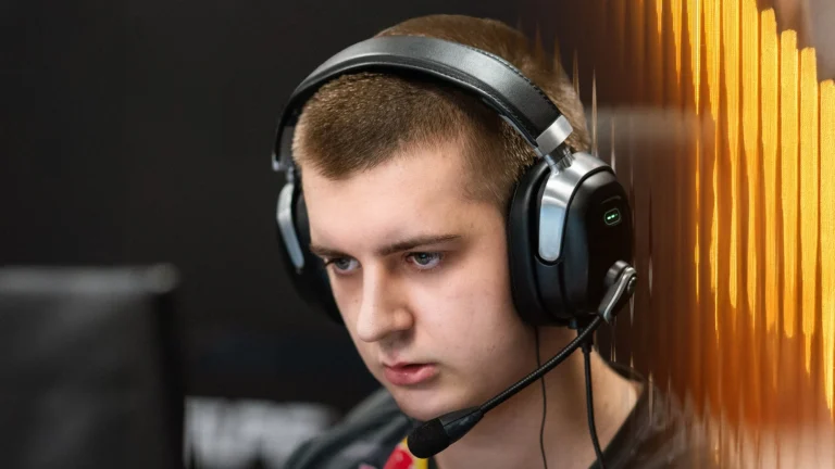 Снайпер Heroic gr1ks рассказал об игровом стиле и любимых AWP-игроках