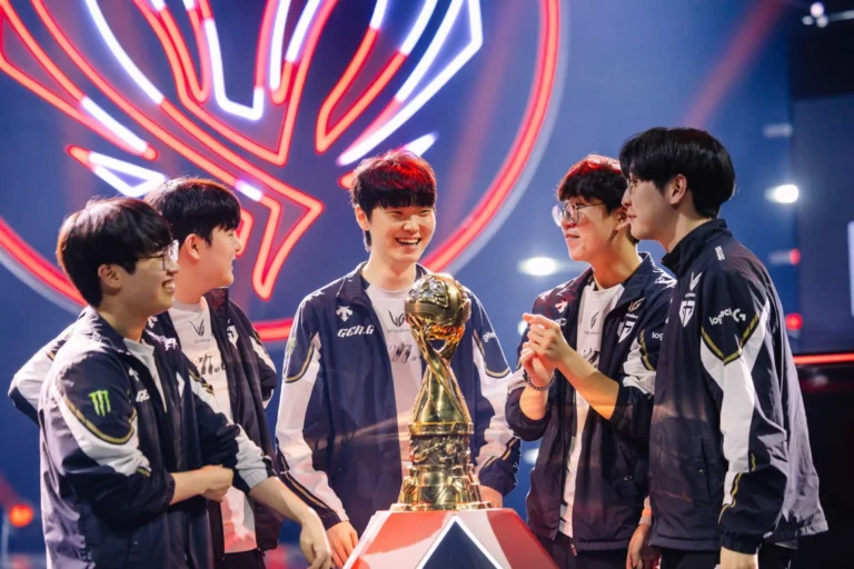 Чемпион России по Dota 2 рассказал о победе в финале турнира Сбера