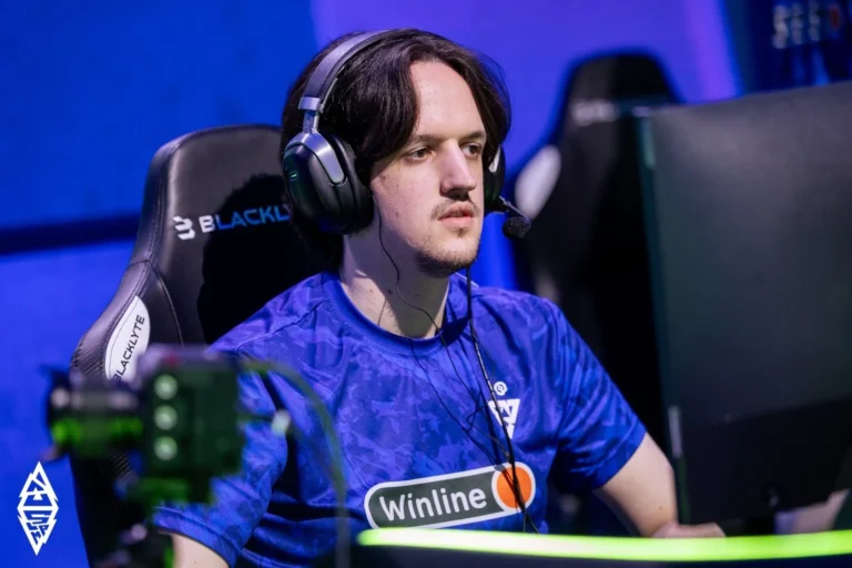 Керри Tundra Esports рассказал о багах в матче против Team Falcons