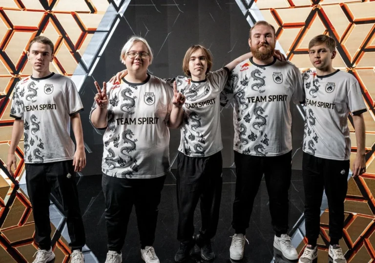 Team Spirit Riyadh Masters 2025 финалында Team Falcons-пен кездеседі