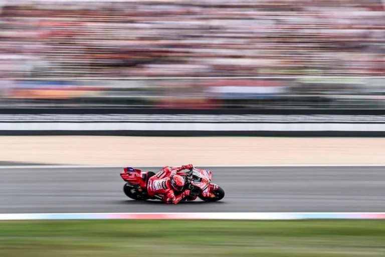 MotoGP Чехия спринтінде шиналардың датчик ақаулары хаос тудырды
