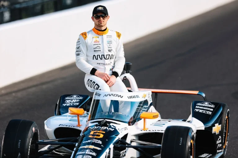 Пато О’Вард Cadillac F1 командасына ауысу туралы қауесеттерге әзілмен жауап берді